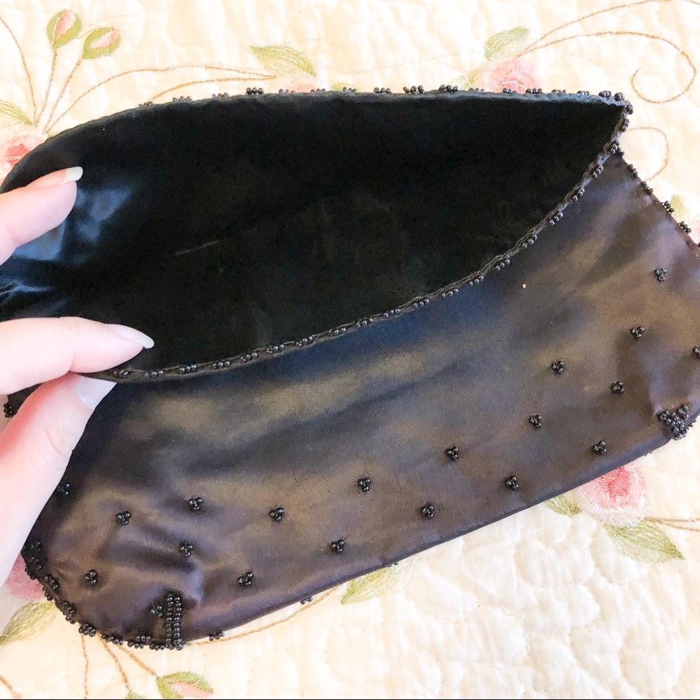 Vintage handmade beaded clutch - Picture 5 of 6